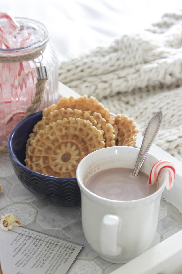Bed tray with hot cocoa and pizelles
