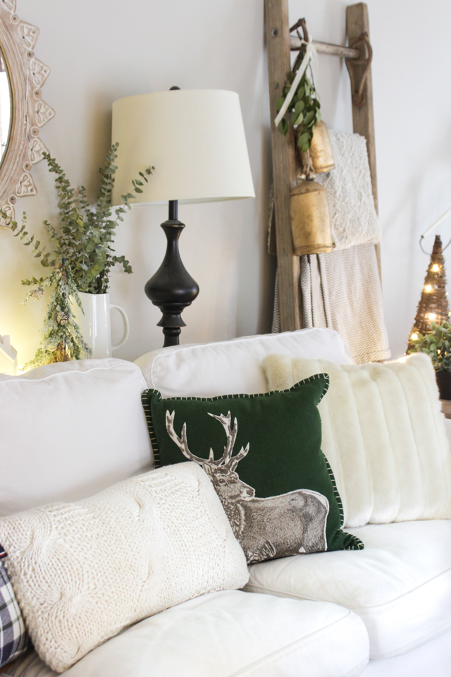 Wintry whites and greens living room