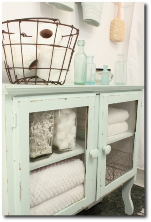 Mint-Color-Painted-Bathroom-Cabinet-500x734