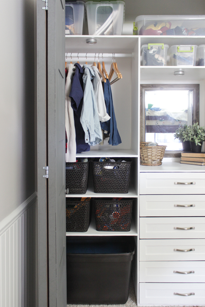 Drawers in Closets instead of a dresser